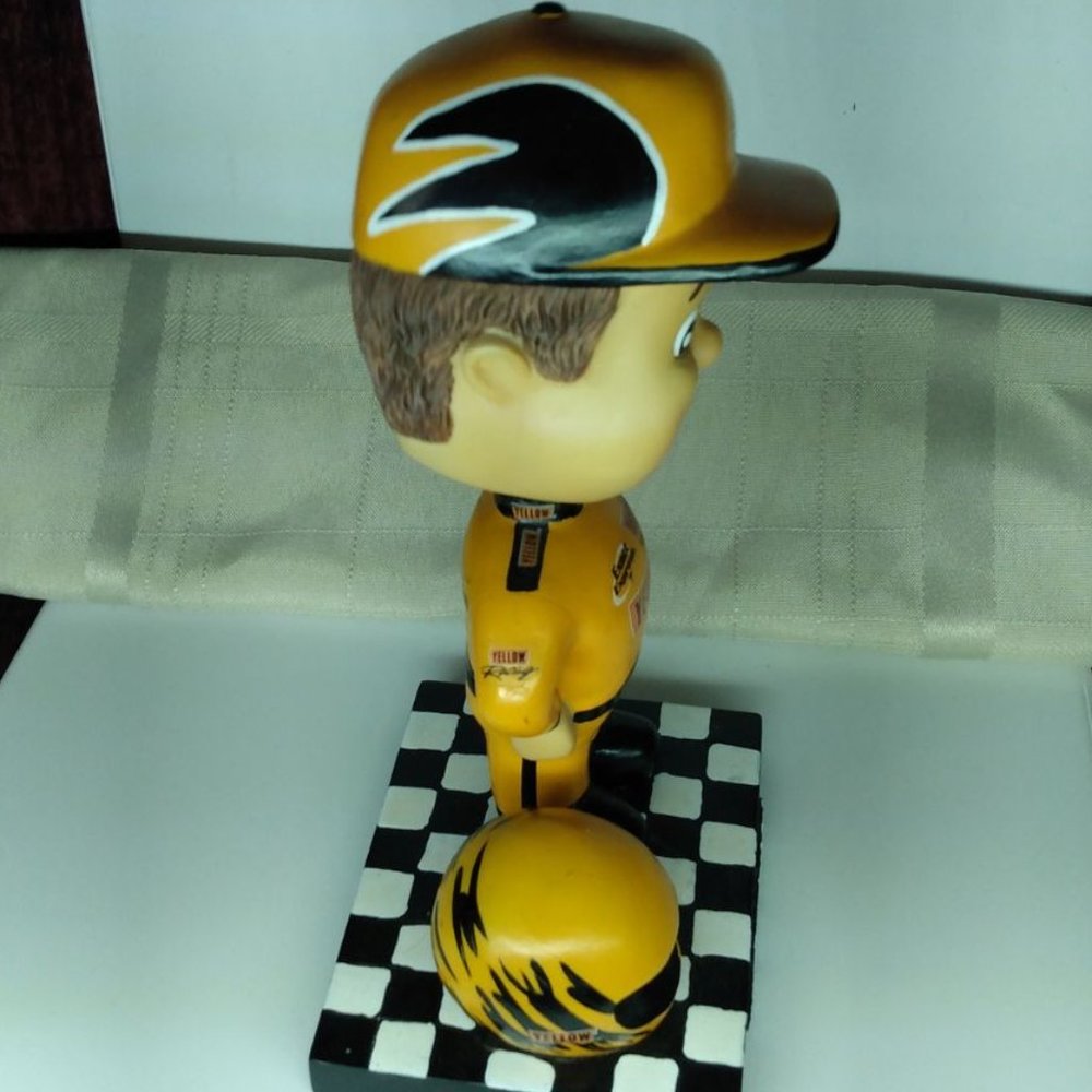 YELLOW Racing, bobble head - Picture 3 of 7